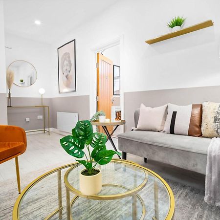 Luxury Apartment - Wifi - Smart Tv - Near City Centre - 2Mr Birmingham Rum bild